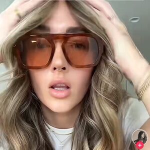 Elisa Johnson Jane in light brown tortoise